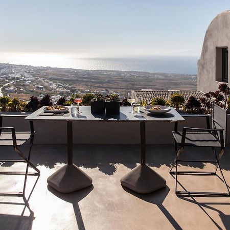 Nimbus Santorini Aparthotel Oía Exteriör bild