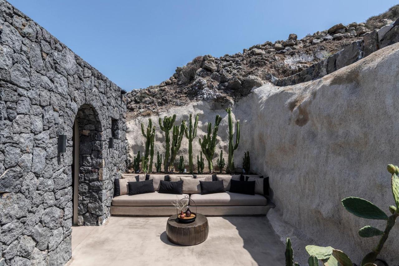 Nimbus Santorini Aparthotel Oía Exteriör bild