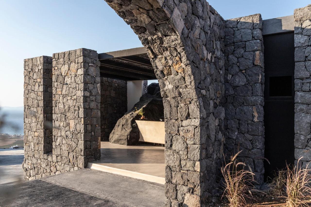 Nimbus Santorini Aparthotel Oía Exteriör bild