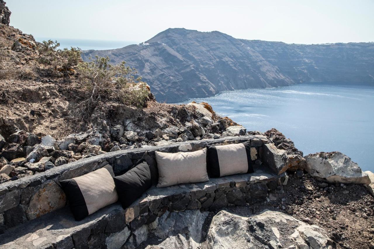 Nimbus Santorini Aparthotel Oía Exteriör bild
