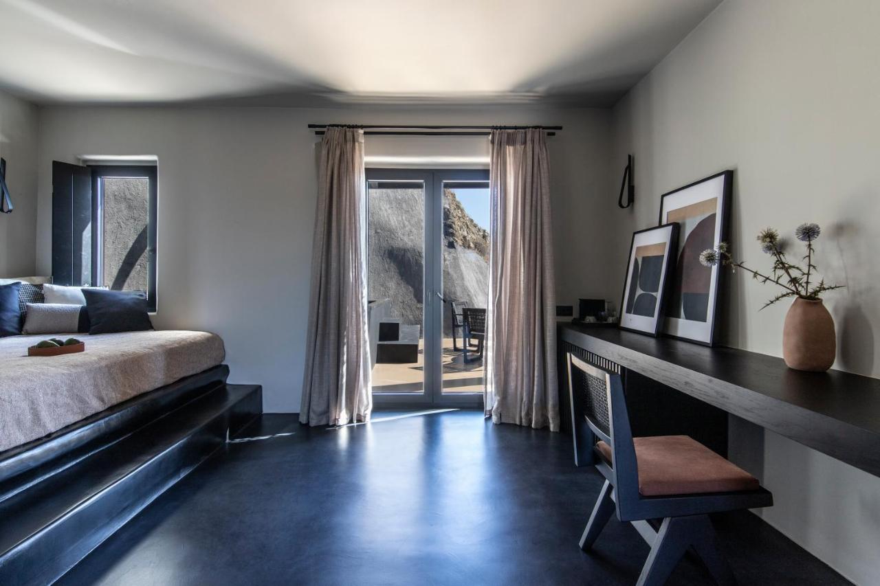 Nimbus Santorini Aparthotel Oía Exteriör bild