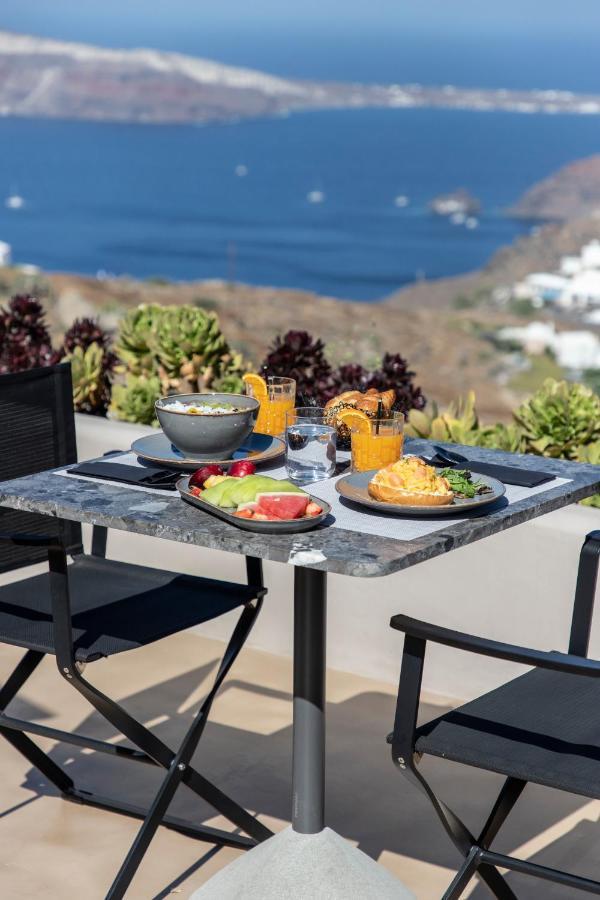 Nimbus Santorini Aparthotel Oía Exteriör bild
